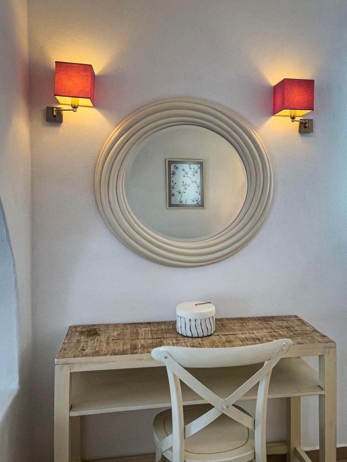 Aspalathras White Hotel Folegandros Town Luaran gambar