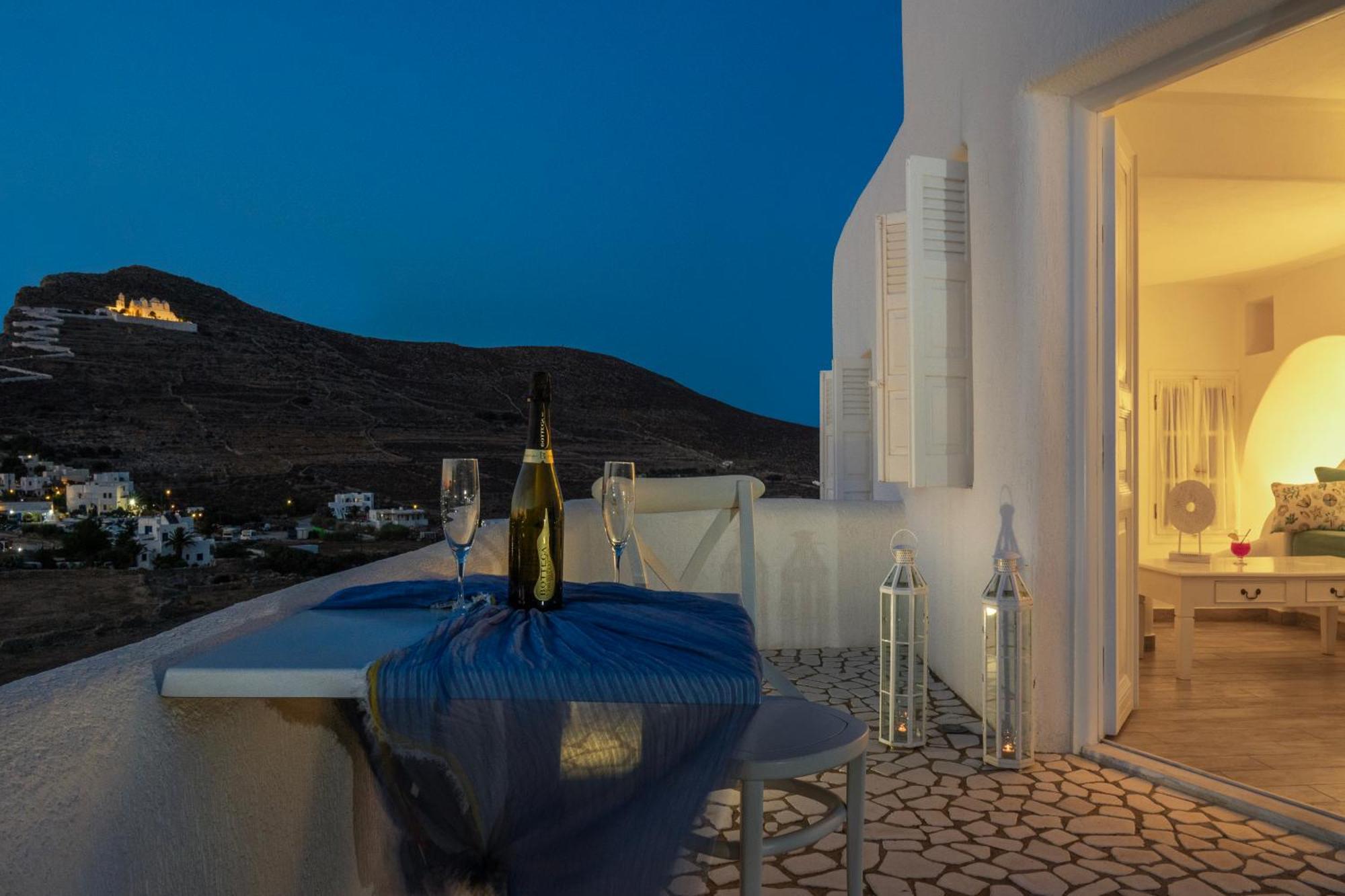 Aspalathras White Hotel Folegandros Town Luaran gambar