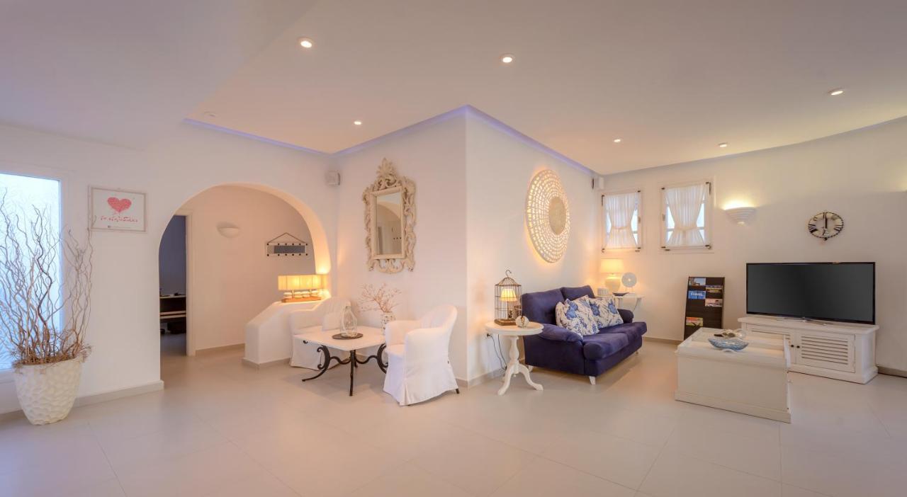 Aspalathras White Hotel Folegandros Town Luaran gambar