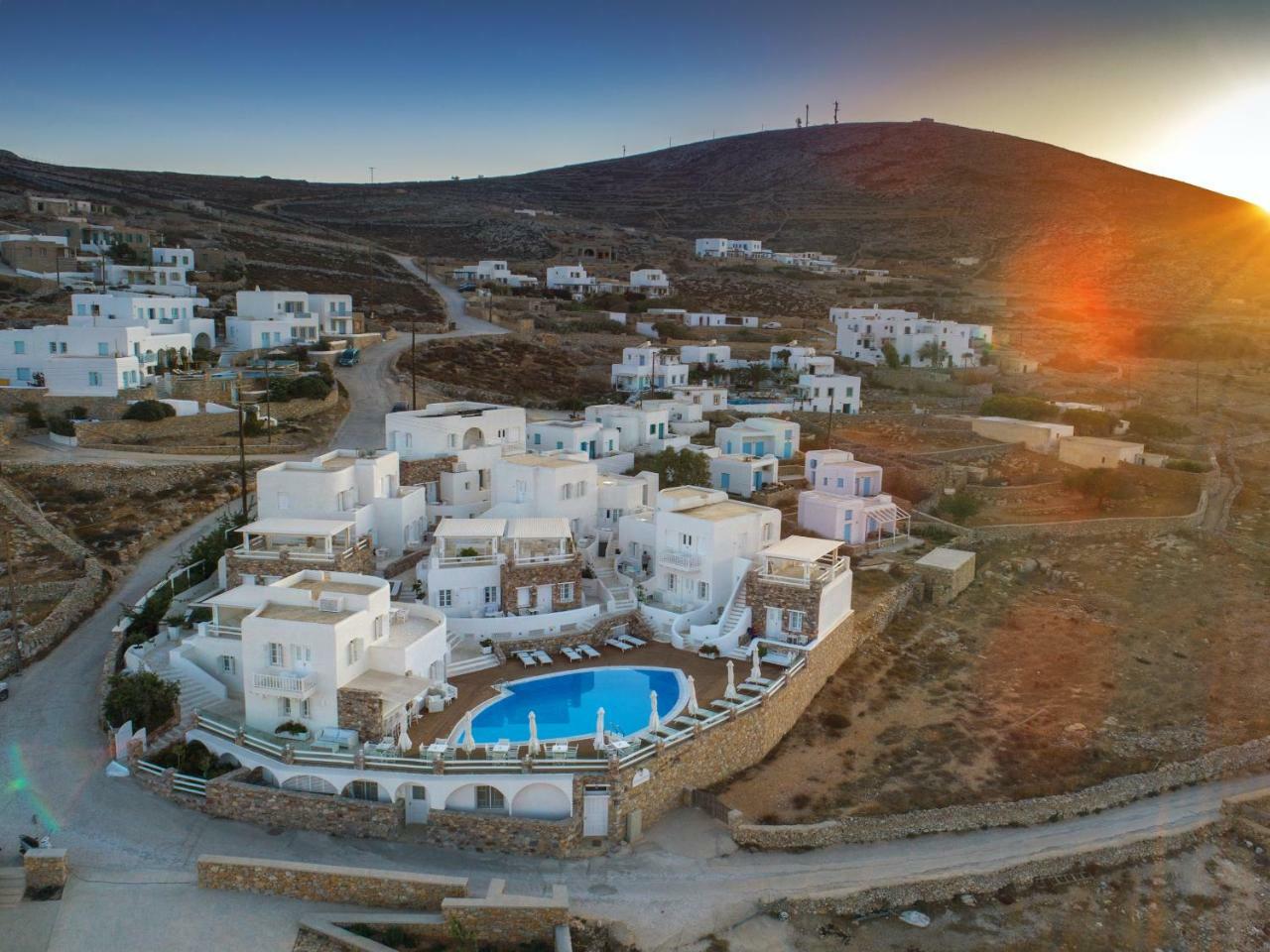Aspalathras White Hotel Folegandros Town Luaran gambar